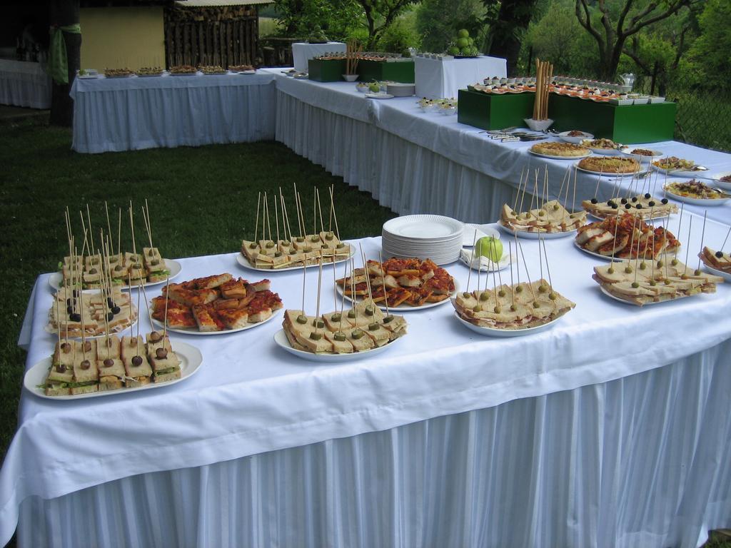Villa Agriturismo Ristorante Albachiara à Carpeneto Extérieur photo